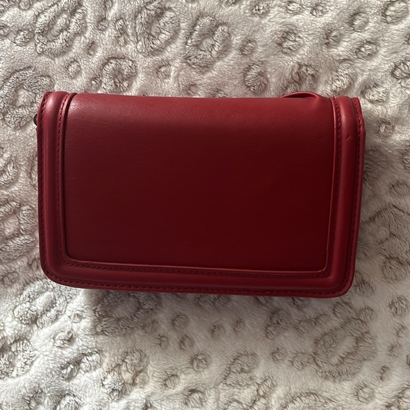 Badgley Mischka - Picture 3 of 5